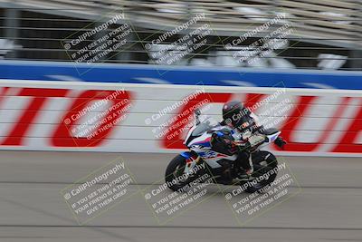 media/Oct-15-2022-Fastrack Riders (Sat) [[9a18b22502]]/Level4/Start Finish 900am/